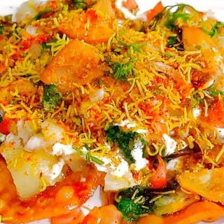 Dahi Bhalla Papdi Chaat
