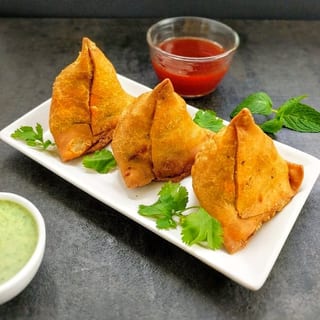 Vegetable Samosa