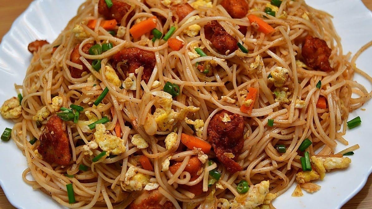 Chicken Hakka Noodles.