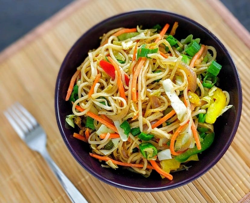Veg Hakka Noodles.