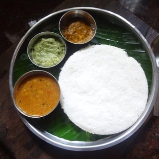 Plain Thatte Idli